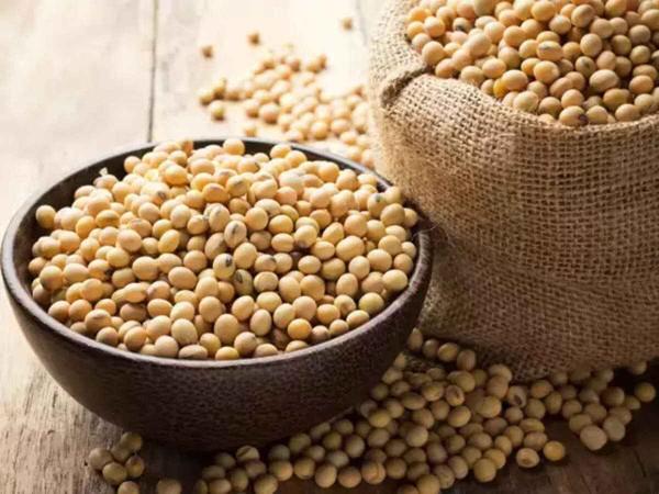 White Soya Beans / வெள்ளை சோயா பீன்ஸ் - product media