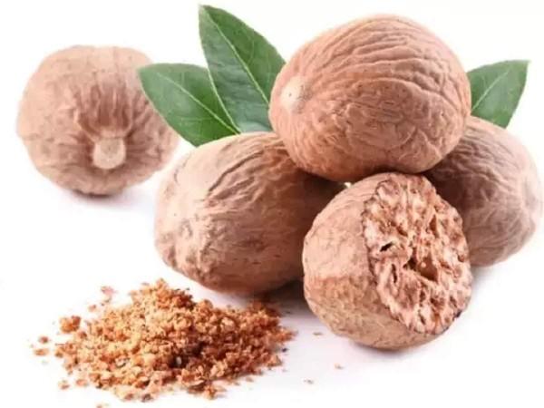 Nutmeg / ஜாதிக்காய் - product media